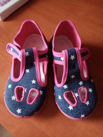 Papučky, ren but,25