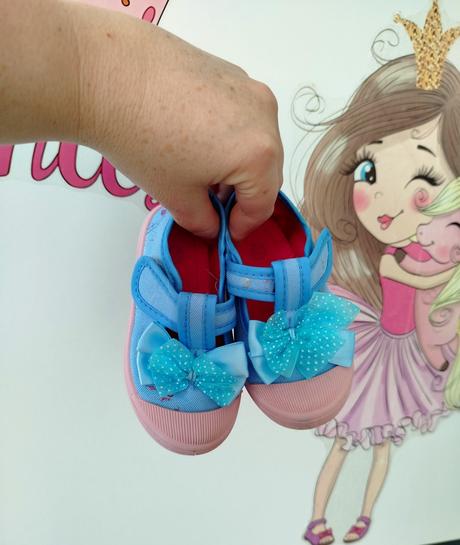 Sandálky s mašľou, deichmann,23