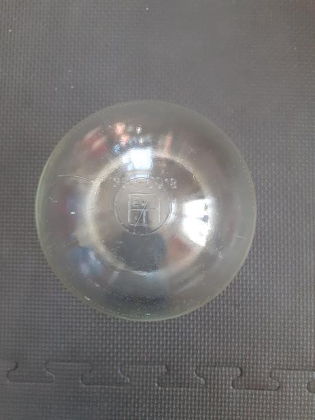 Socialistické sklenené tienidlo na vonkajšiu lampu, 