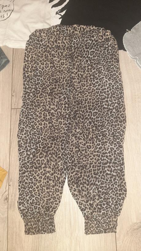 Taška plná vecí pompdelux, lindex, zara, 104–116
