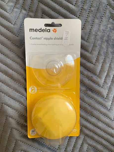 Prsne klobuciky na kojenie, 