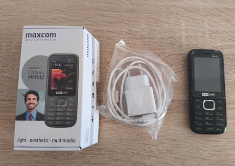 Maxcom mm142 dual sim,