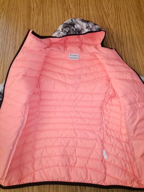 Dámska vetrovka veľ. s, lotto,s