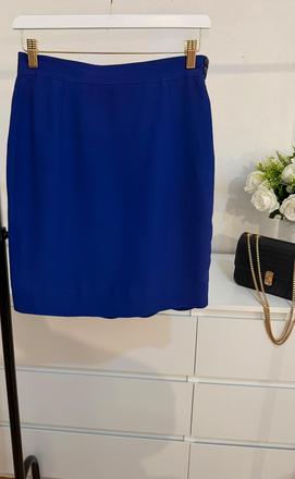 Elegantná kráľovsky modrá sukňa antonio baldan, m