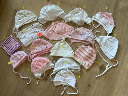 Čiapky a klobúčiky, 62