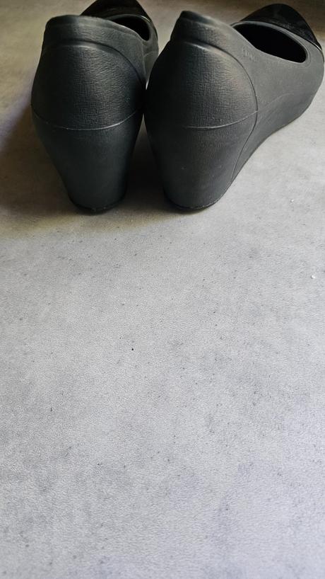 Topánky na podpätku plast, skechers,40