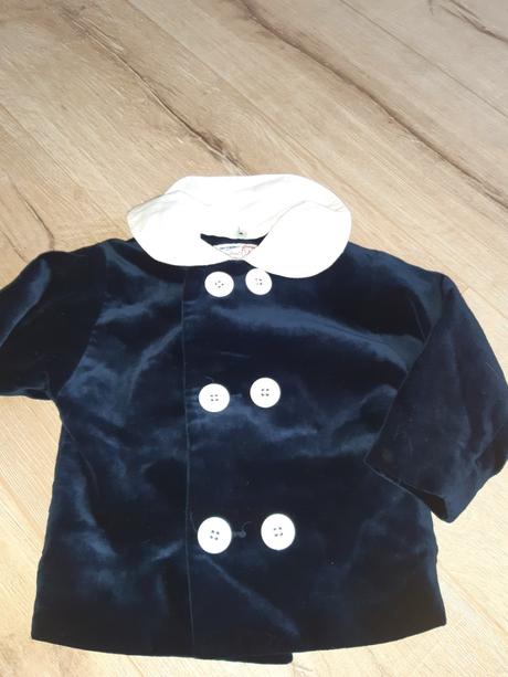 Slavnostný kompletik pre najmenších, 74