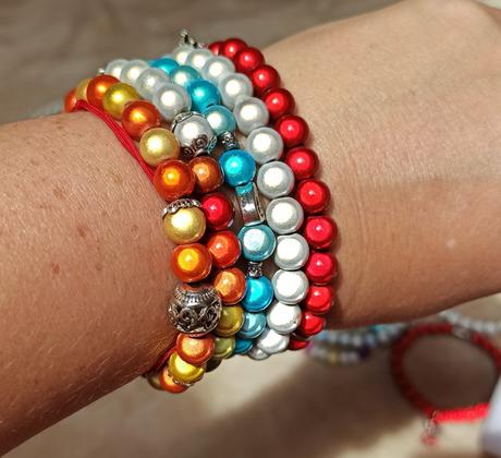 Náramky z miracle korálok, krásny svietivý odlesk,