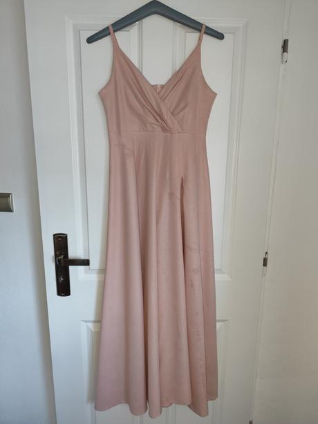 Spoločenské šaty, l