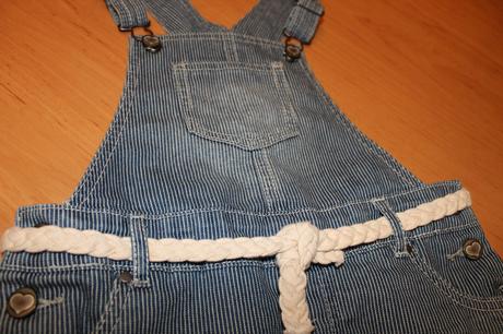 Pasikata riflova suchana minisuknicka na traky, c&a,122