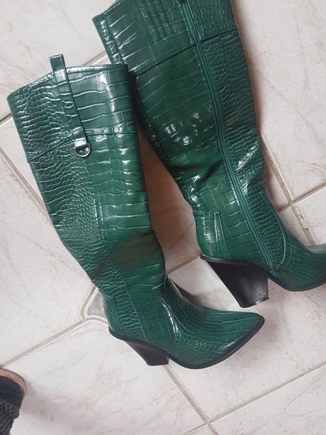 Cizmy krasne zelene,kozene,dvakrat pouzite, 37