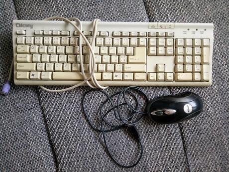 Klávesnica a myš na pc, 