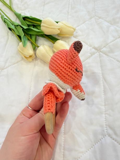 Rozkošná ručne robená líška- hrkálka,hryzátko, 