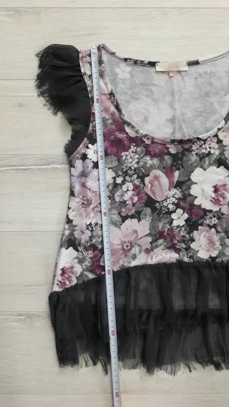 Kvetinkové tričko, 170