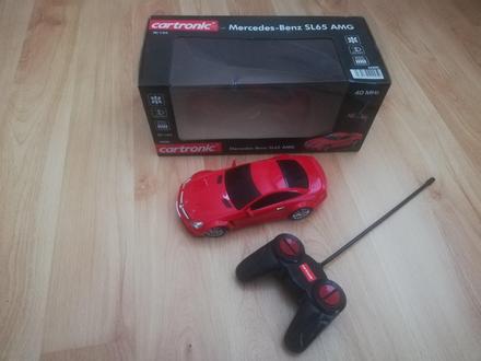 Auticko na ovládanie mercedes-benz,
