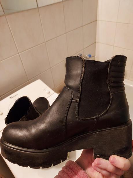 Čierne členkové čižmy, 38