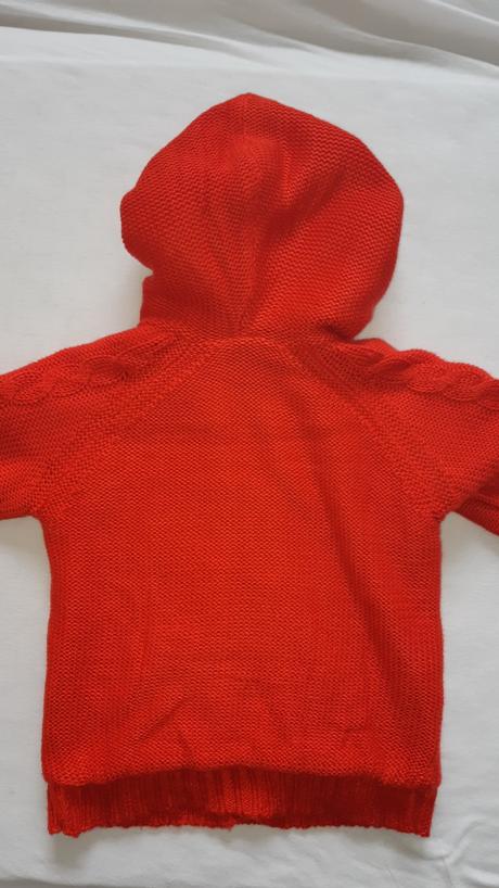 Sveter podsity v.104, lupilu,104