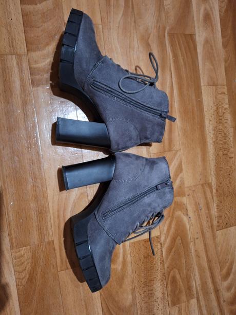 Prechodné čižmičky, 37