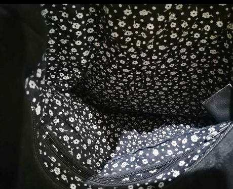 Kabelka s obrázkom psa, 