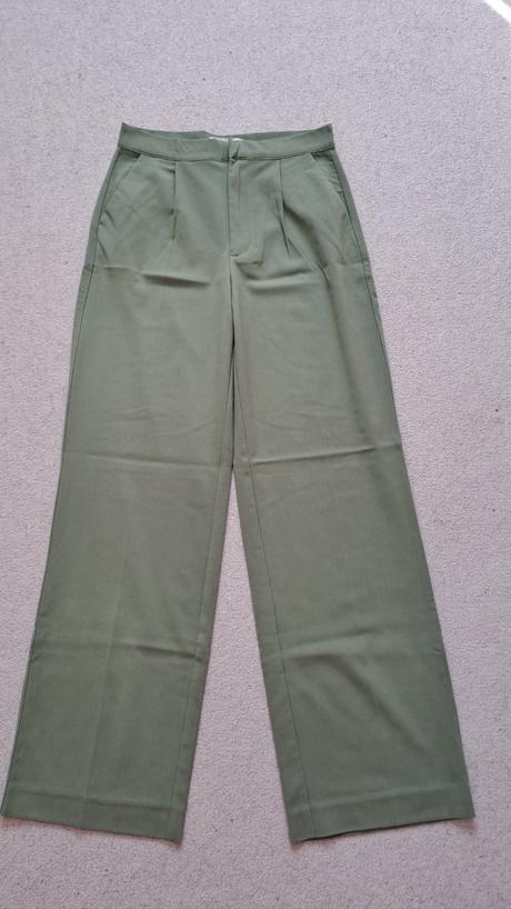 Tenke jarne nohavice, pull&bear,s