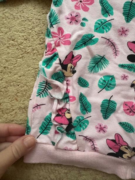 Nadherna volanikova mikinka, sinsay,98