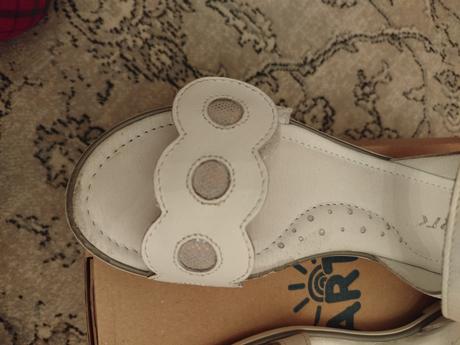 Dievčenské sandálky, bartek,37