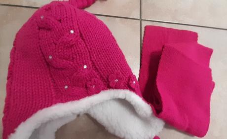 Čiapka a šál, 110