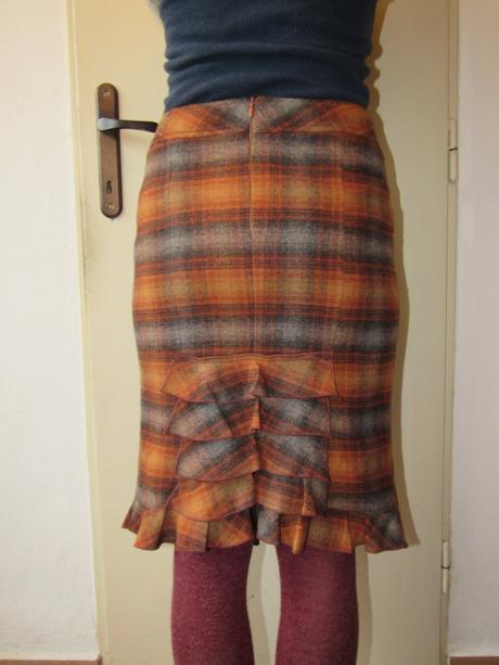 Elegantná vlnená károvaná sukienka, m