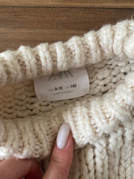Krasny sveter zara, zara,140