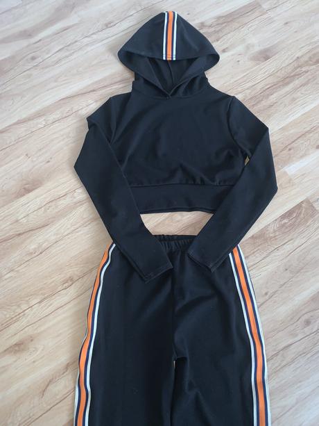 Crop tepláková súprava boohoo 34, 34 / xs