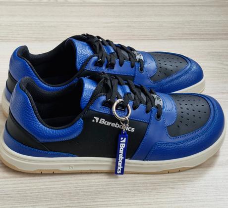 Wave - black & blue 45 x362, be lenka,45