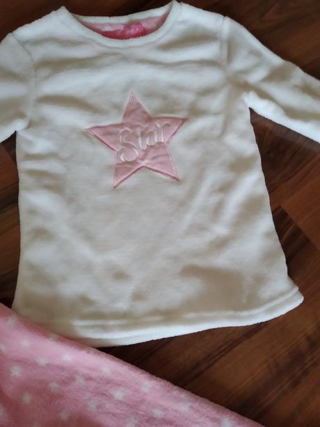 Oteplene jemnucke makucke pyzamko, 134