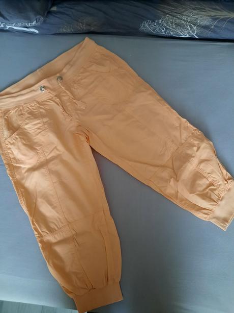 Bledo oranžové 3/4, colours of the world,38