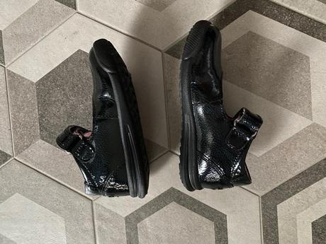 Krasne lakovane superfity, superfit,22