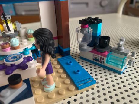 Lego friends olivia s cupcake cafe 41366, 