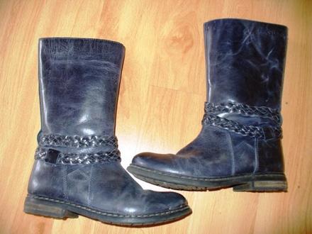 Kožené čižmy, 31