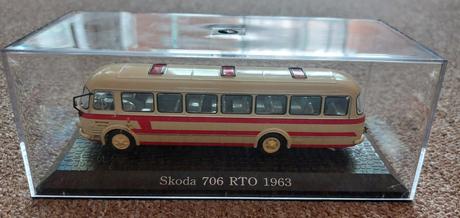 Autobus škoda 706 rto 1963, 