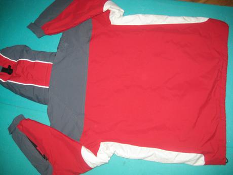 Zimná nepremokavá bunda s kapucou ., c&a,146