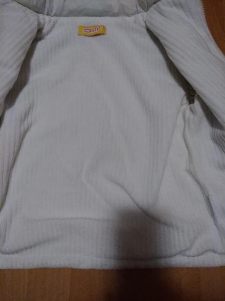 Bundicka (malo nosena) ( 5-6.rok), 116