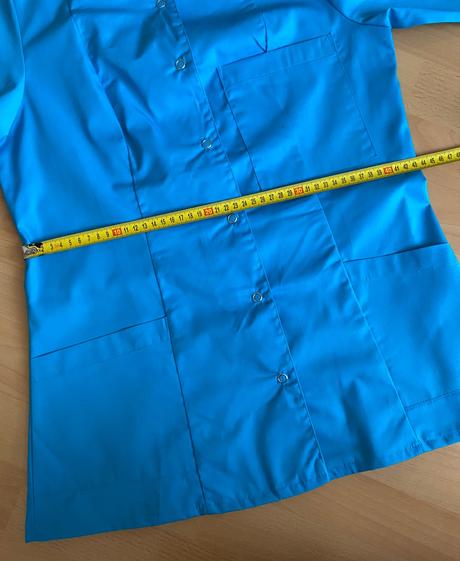 Zdravotnícka blúza a sukňa, s