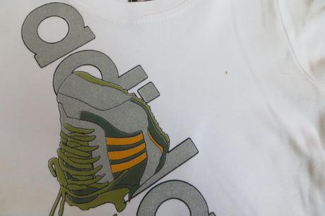 Biele tričko s teniskami, 116