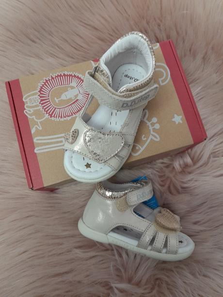 Dievčenské kožené sandálky 22201291 b, d.d.step,21 / 22