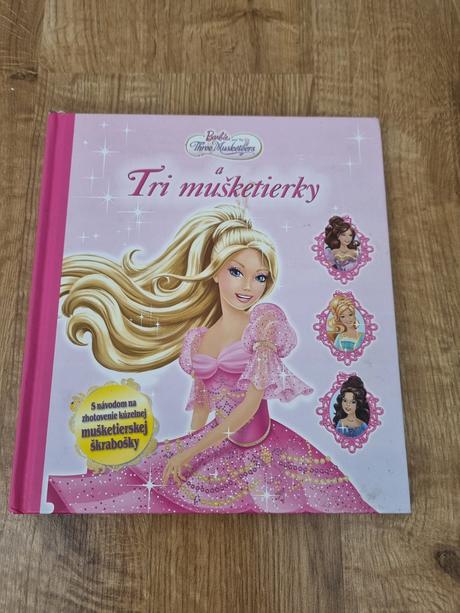Barbie a tri muškatierky,