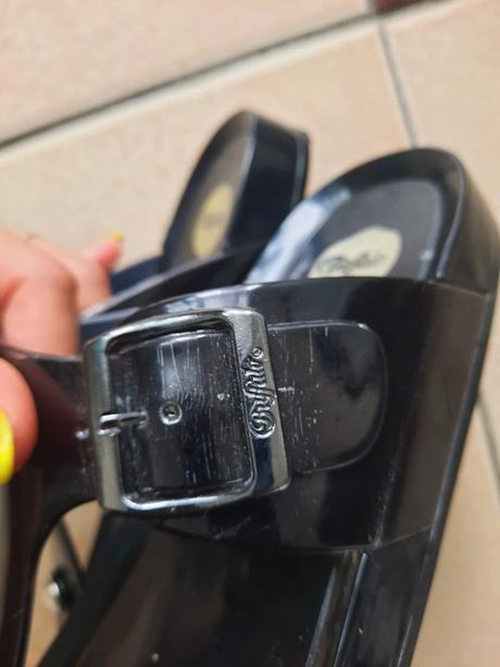 Šlapky zn. buffalo original, 37