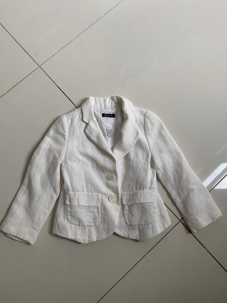Dievcenske sako, zara,104