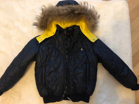 Ferrari bunda s pravou kožušinou original, 122