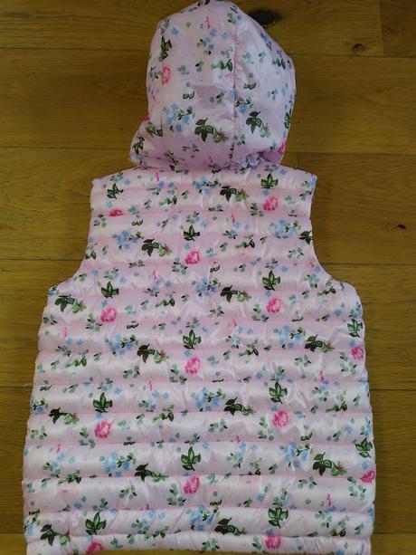 Dievčenská vesta 122 reserved, reserved,122