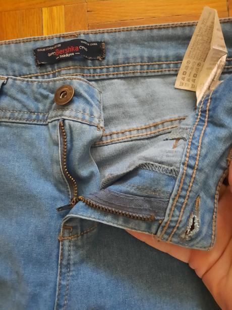 Dámske rifle, bershka,s