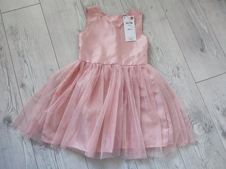 Nové trblietavé šaty, sinsay,104