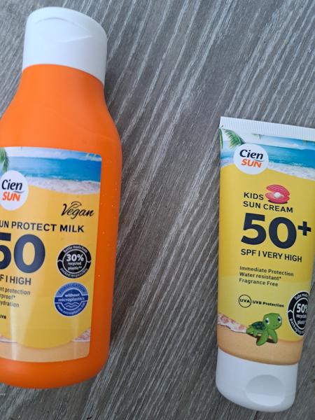 Môžem natrieť dcérke opaľovací krém na tvár?